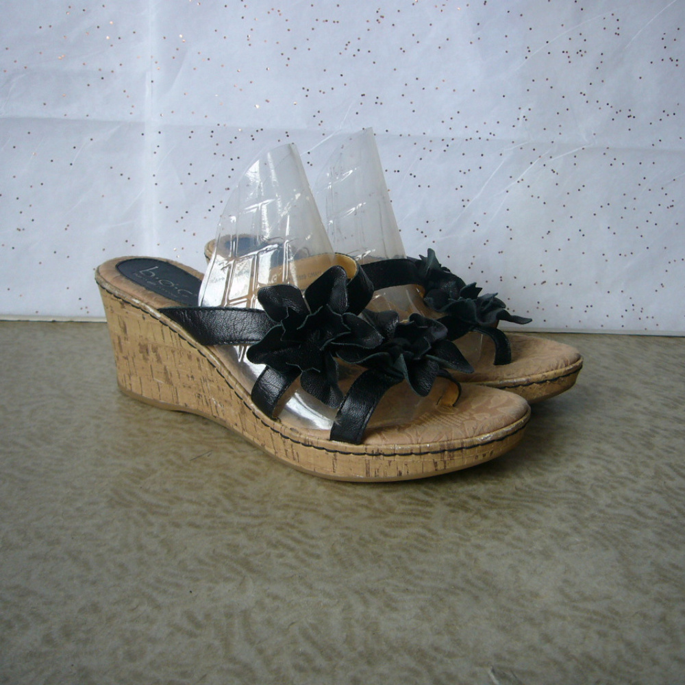b.o.c. Born Black Leather Cork Wedge Platform Sandal - Flower - Size 10 Y2K